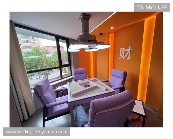 开云棋牌客服：24小时待命为玩家解决问题